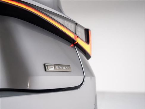 Used 2023 Lexus IS 350 F Sport RWD image 33