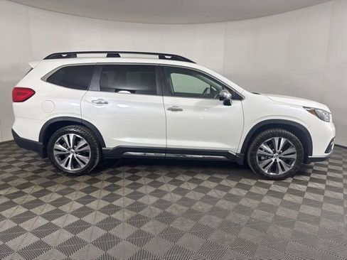 Used 2022 Subaru Ascent Touring w/ Popular Package #2A image 2