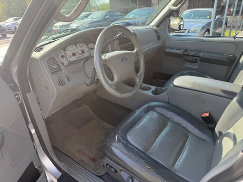 Used 2003 Ford Explorer Sport Trac XLT RWD image 13