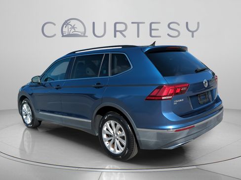 Used 2018 Volkswagen Tiguan SEL FWD image 5