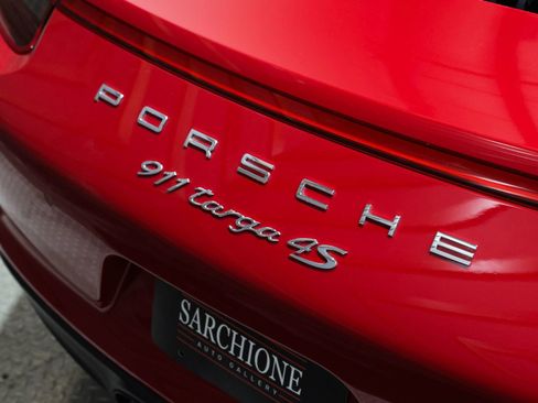 Used 2019 Porsche 911 Targa 4S image 14