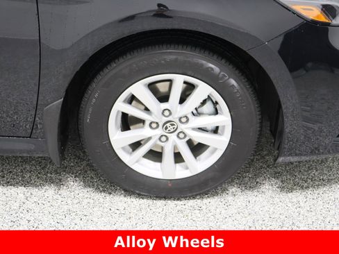 Used 2026 Toyota Camry LE image 5