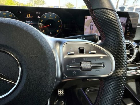 Certified 2023 Mercedes-Benz GLB 250 image 31