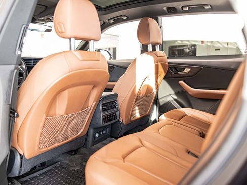 Used 2020 Audi Q8 Premium Plus w/ Premium Plus Package image 33