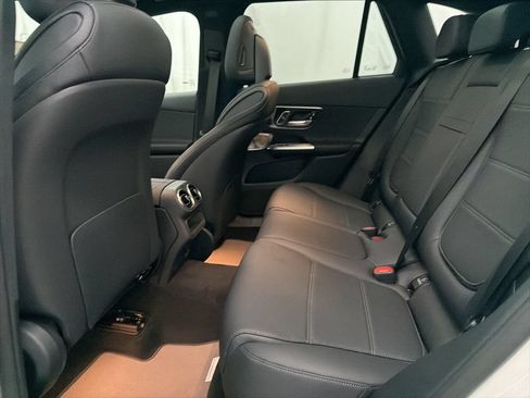 Certified 2026 Mercedes-Benz GLC 300 image 20