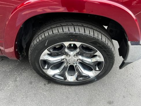 Used 2021 RAM 1500 Limited AWD/4WD image 13