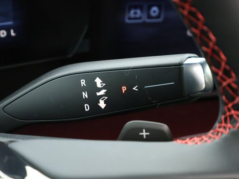 New 2026 Chevrolet Traverse RS image 18