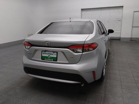 Used 2021 Toyota Corolla LE image 7