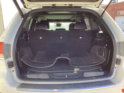 Used 2020 Jeep Grand Cherokee Overland image 7