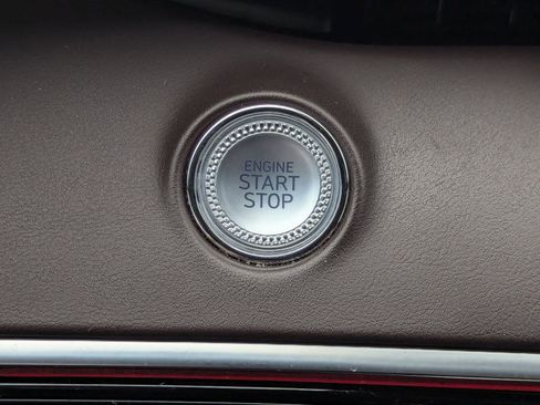 Used 2022 Genesis GV70 2.5T w/ Advanced Package image 30