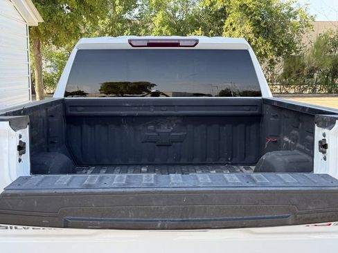 Used 2023 Chevrolet Silverado 1500 RST AWD/4WD image 30