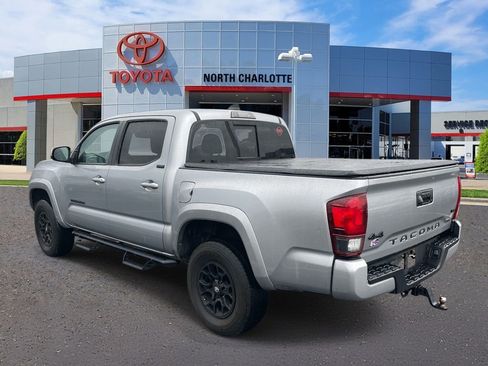 Used 2022 Toyota Tacoma SR5 image 8