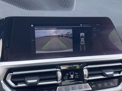 Used 2021 BMW 430i Coupe w/ Convenience Package image 25