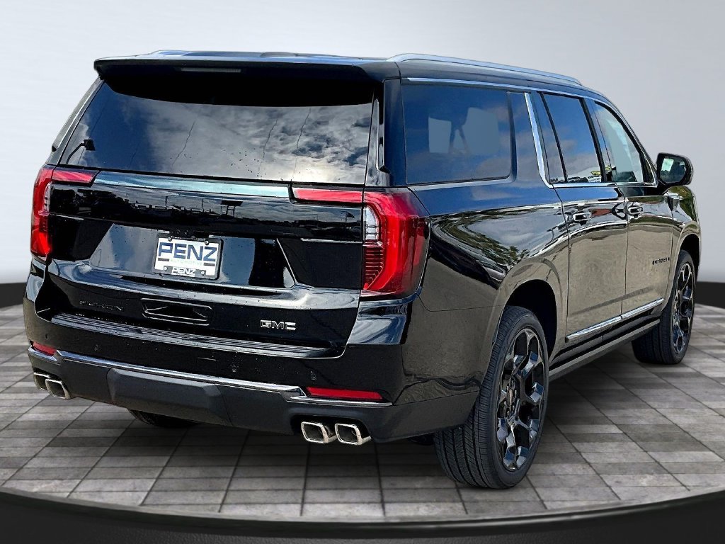 New 2026 GMC Yukon XL Denali Ultimate AWD/4WD image 16