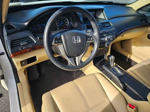 Used 2010 Honda Crosstour EX-L image 13
