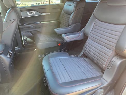 New 2026 Ford Explorer ST-Line w/ ST-Line Street Pack RWD image 16