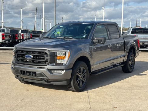 Used 2023 Ford F150 XLT w/ Equipment Group 302A High image 8