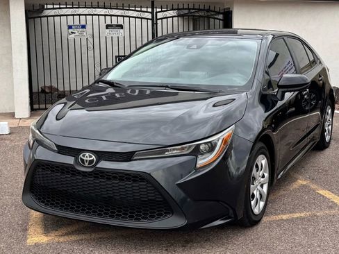 Used 2022 Toyota Corolla LE w/ Carpet Mat Package (TMS) image 9