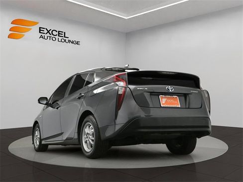 Used 2016 Toyota Prius Two image 34