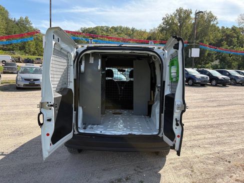 Used 2019 RAM ProMaster City Tradesman FWD image 12