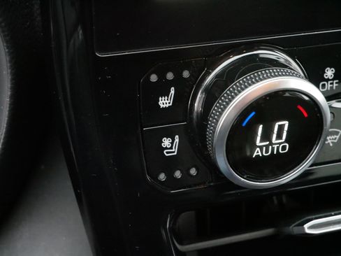 Used 2023 Toyota Highlander Platinum image 27