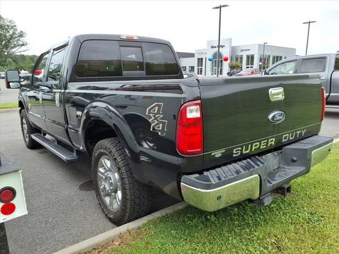 Used 2012 Ford F250 Lariat w/ Chrome Pkg AWD/4WD image 10