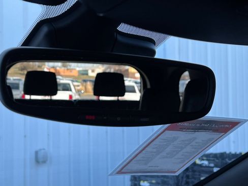 Used 2023 Dodge Durango GT image 25