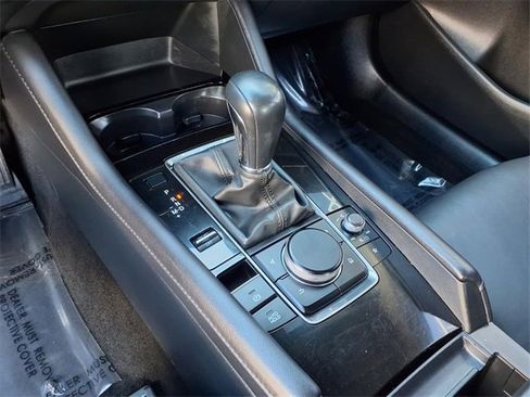 Used 2024 MAZDA MAZDA3 s image 21