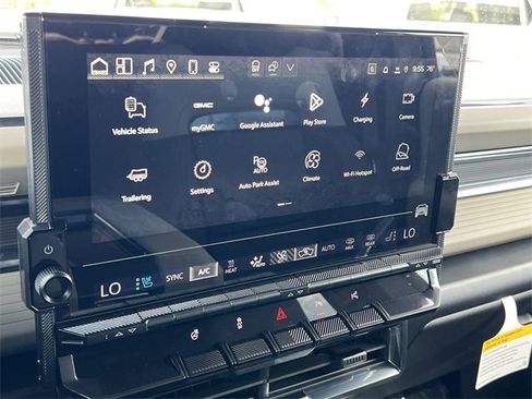 New 2026 GMC Hummer EV 4x4 Crew Cab image 16