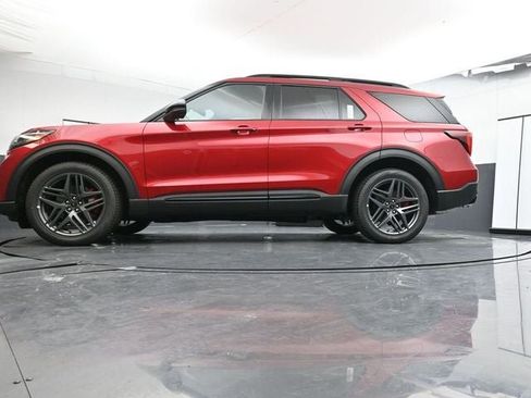 New 2026 Ford Explorer ST image 27