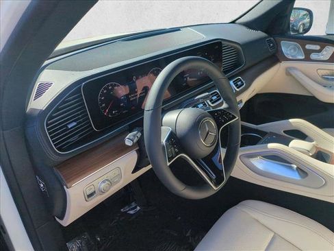 New 2026 Mercedes-Benz GLE 450 4MATIC image 3