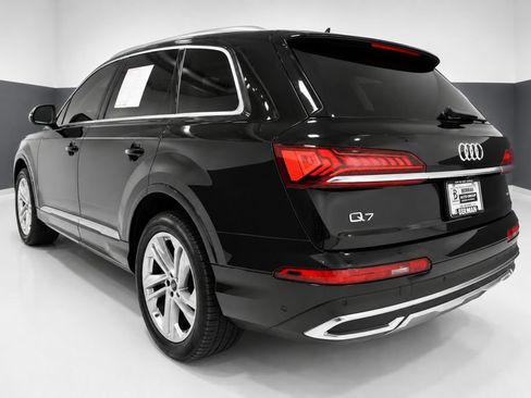 Used 2023 Audi Q7 3.0T Premium AWD/4WD image 3