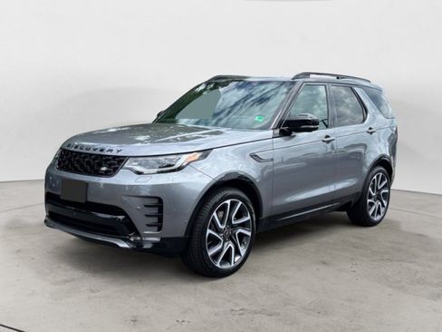 Used 2025 Land Rover Discovery Dynamic SE AWD/4WD image 1