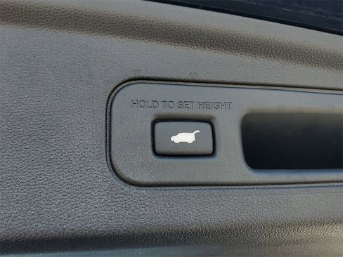 Certified 2024 Acura MDX SH-AWD w/ Advance Package image 11