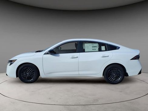 New 2026 Nissan Sentra SV w/ Floor Mat Package FWD image 2