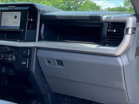 Used 2025 Ford F350 XL w/ FX4 Off-Road Package AWD/4WD image 18
