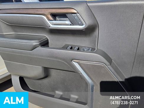 Used 2025 Chevrolet Silverado 1500 LT image 26