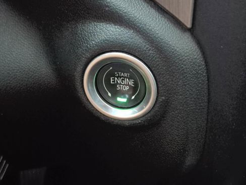 Used 2022 GMC Sierra 3500 Denali image 26