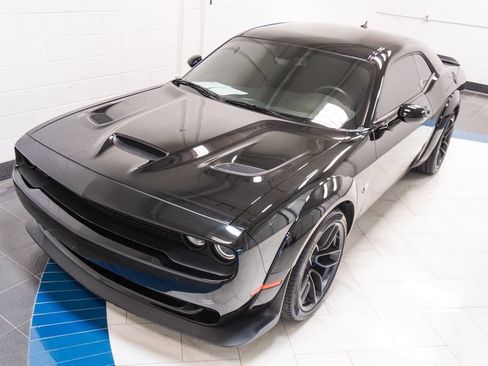 Used 2022 Dodge Challenger R/T Scat Pack RWD image 36