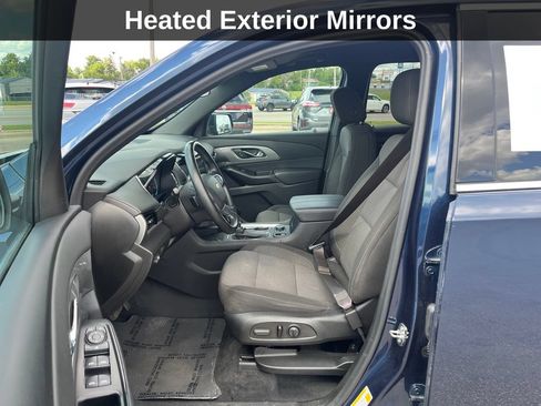 Used 2023 Chevrolet Traverse LT AWD/4WD image 12