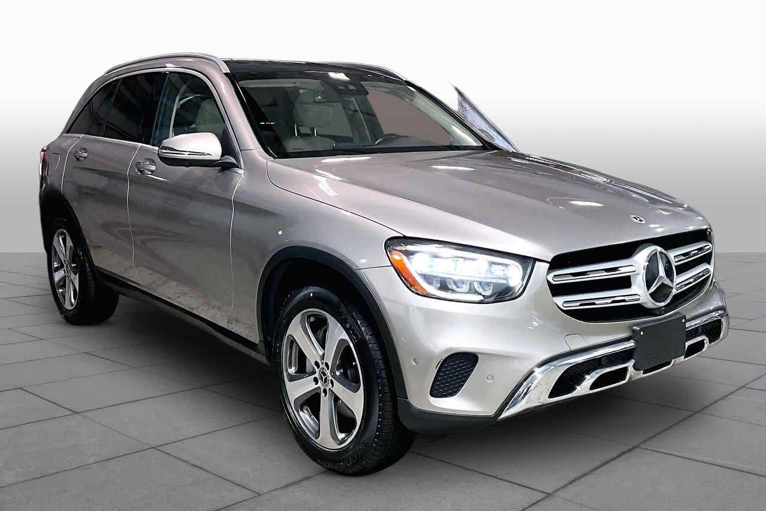 Certified 2022 Mercedes-Benz GLC 300 4MATIC image 3
