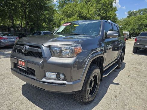 Used 2012 Toyota 4Runner SR5 RWD image 3
