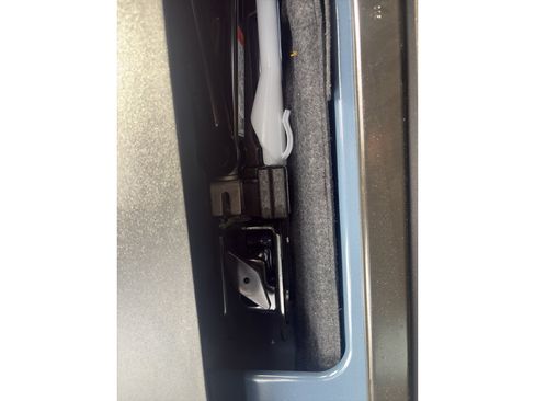 Used 2024 Ford Bronco Everglades image 35