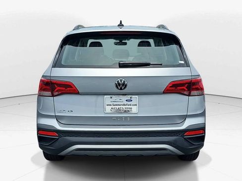 Used 2023 Volkswagen Taos S FWD image 4