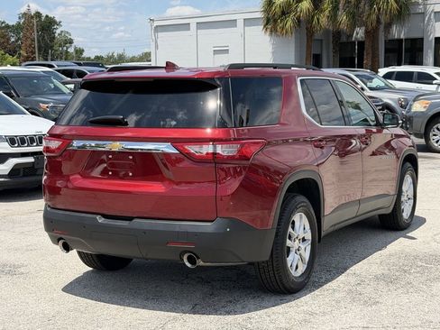 Used 2021 Chevrolet Traverse LT w/ LPO, Floor Liner Package AWD/4WD image 5