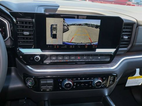 New 2026 GMC Sierra 1500 SLT w/ SLT Premium Plus Package AWD/4WD image 18