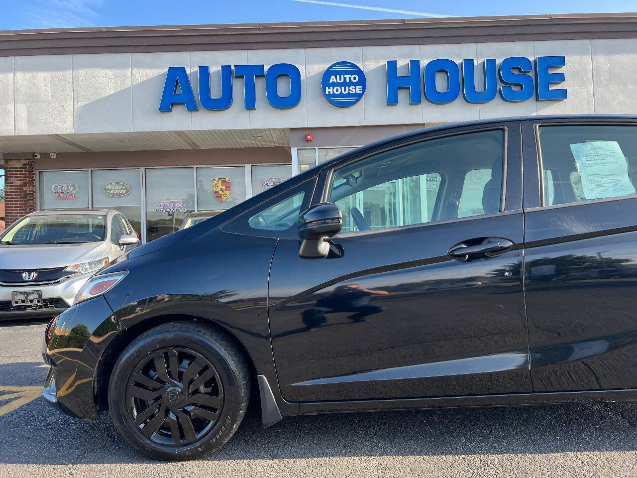 Used 2015 Honda Fit LX image 34