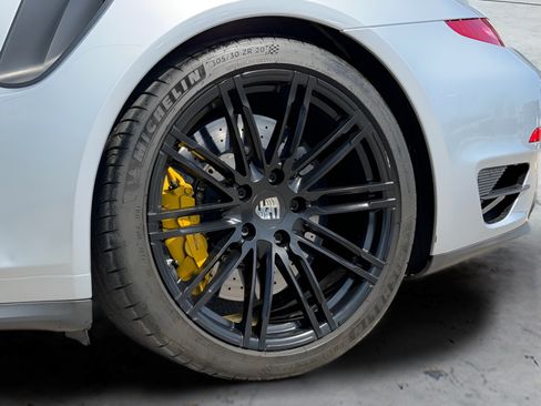 Used 2014 Porsche 911 Turbo AWD/4WD image 9
