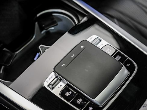 Used 2025 Mercedes-Benz G 63 AMG 4MATIC image 62