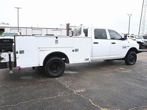 Used 2017 RAM 3500 Tradesman image 4